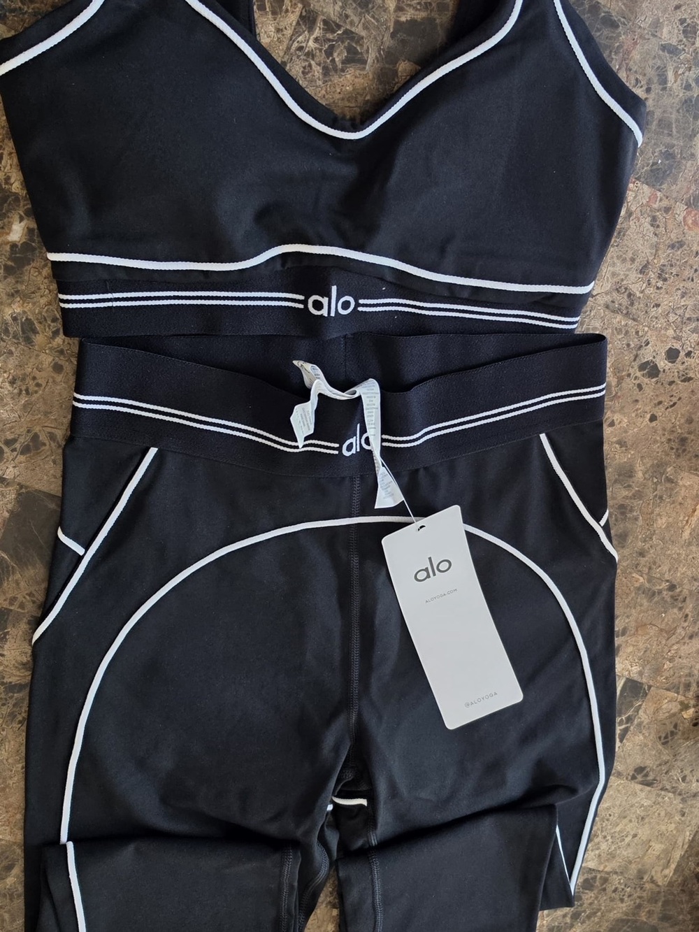 ALO Yoga Black & White Piped High-Rise Leggings and Sports Bra Set